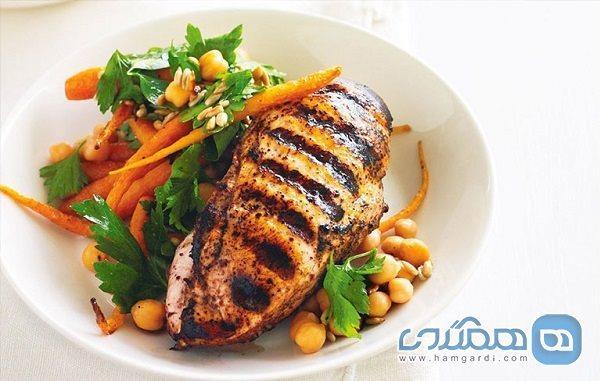 گوشت کبابی یکی از بهترین غذاهای کشور مراکش به شمار می رود گوشت کبابی یکی از برترین غذاهای کشور مراکش به شمار می رود