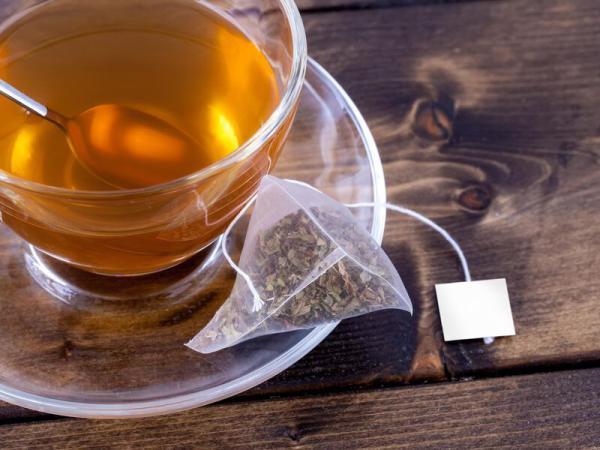 10 کاربرد جالب چای کیسه ای برای سلامت بدن ، طرز استفاده از چای کیسه ای برای چشم ، فواید چای کیسه ای را بشناسید