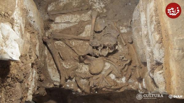 کشف مجسمه های یشمی سبز در مقبرۀ باستانی مایایی